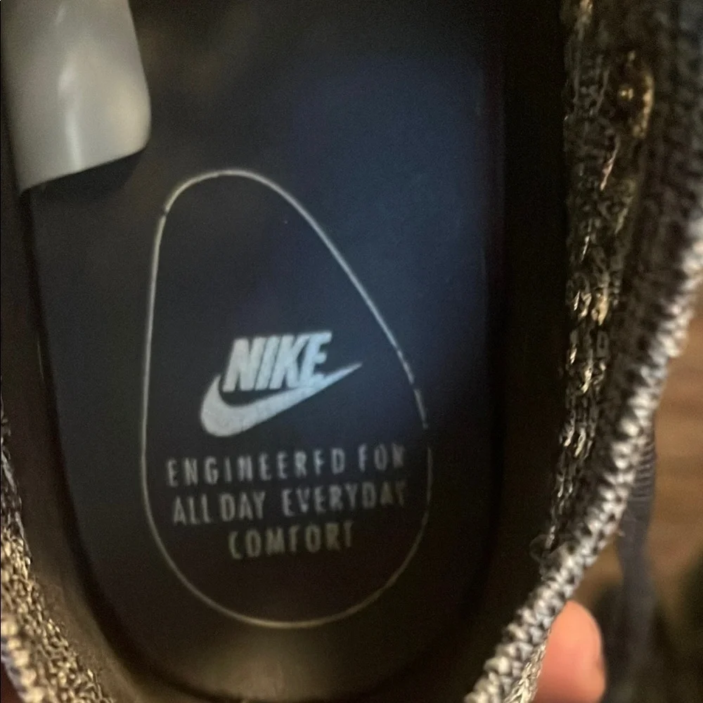 Nike Black and Gray Comfort Sneakers